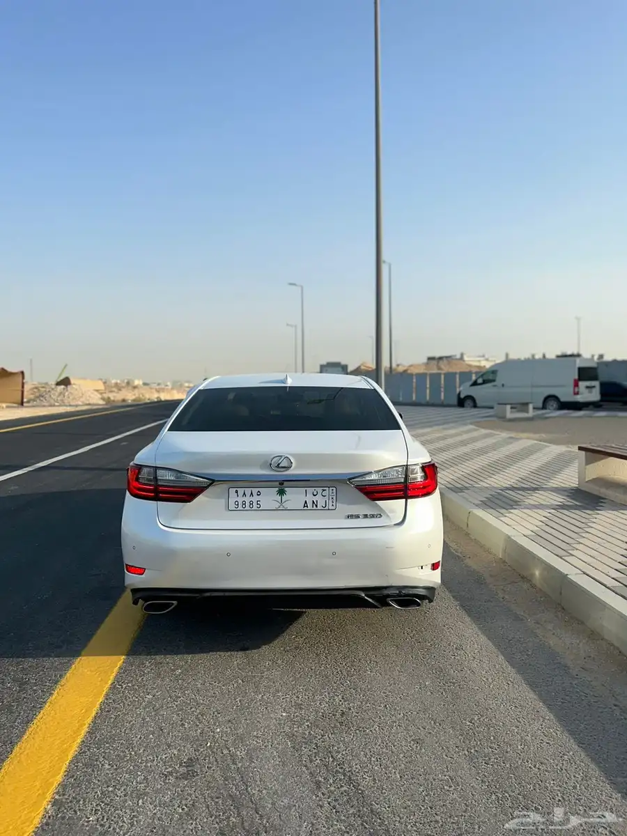 لكسز es350 2017 4
