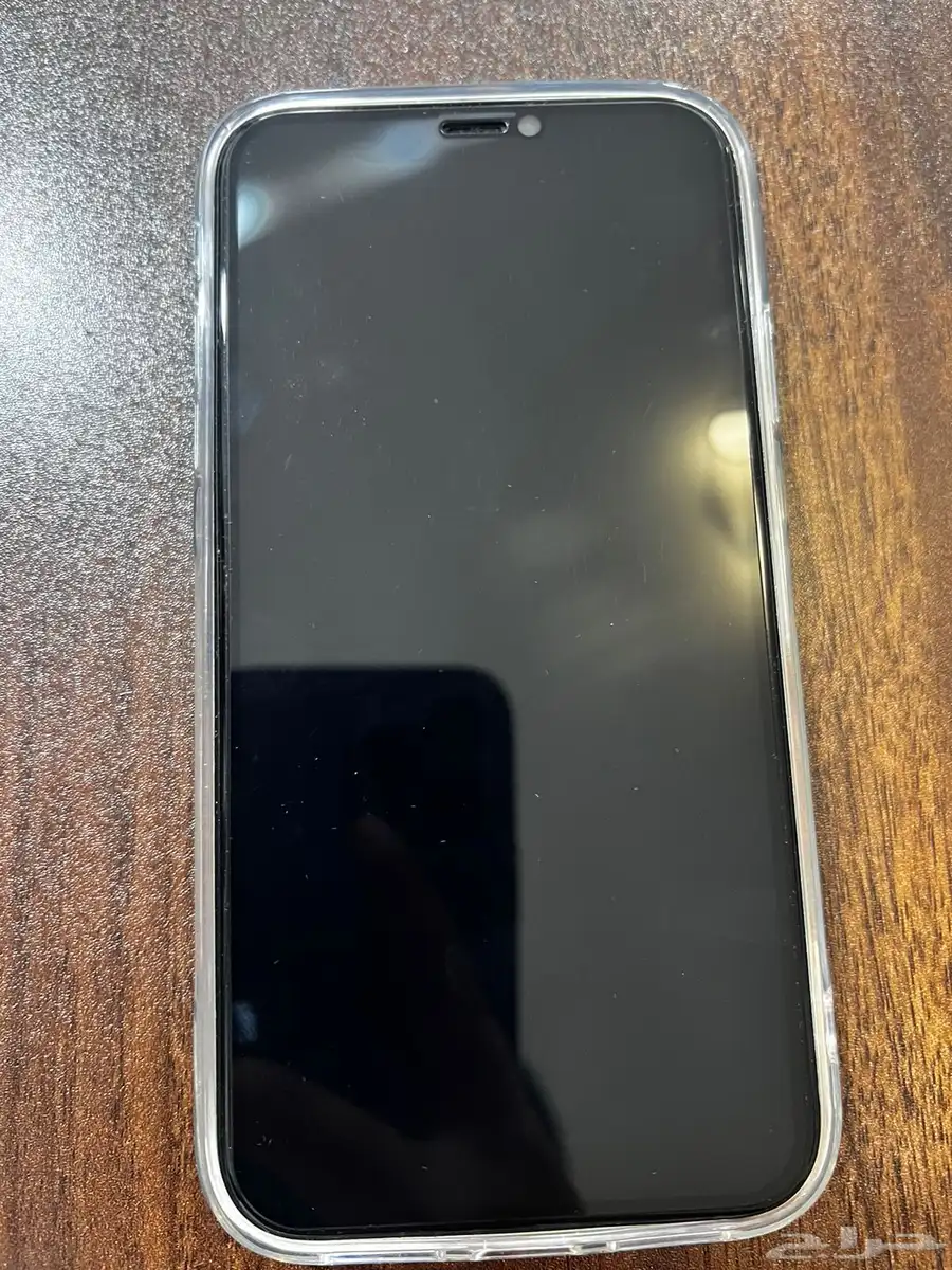 ايفون 11 العادي 0