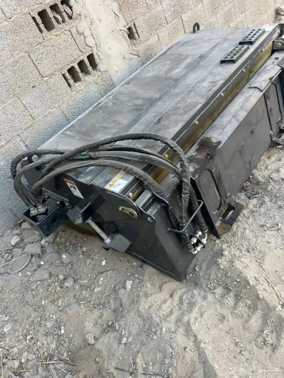 مكنسه بوبكات للبيع جديده 0