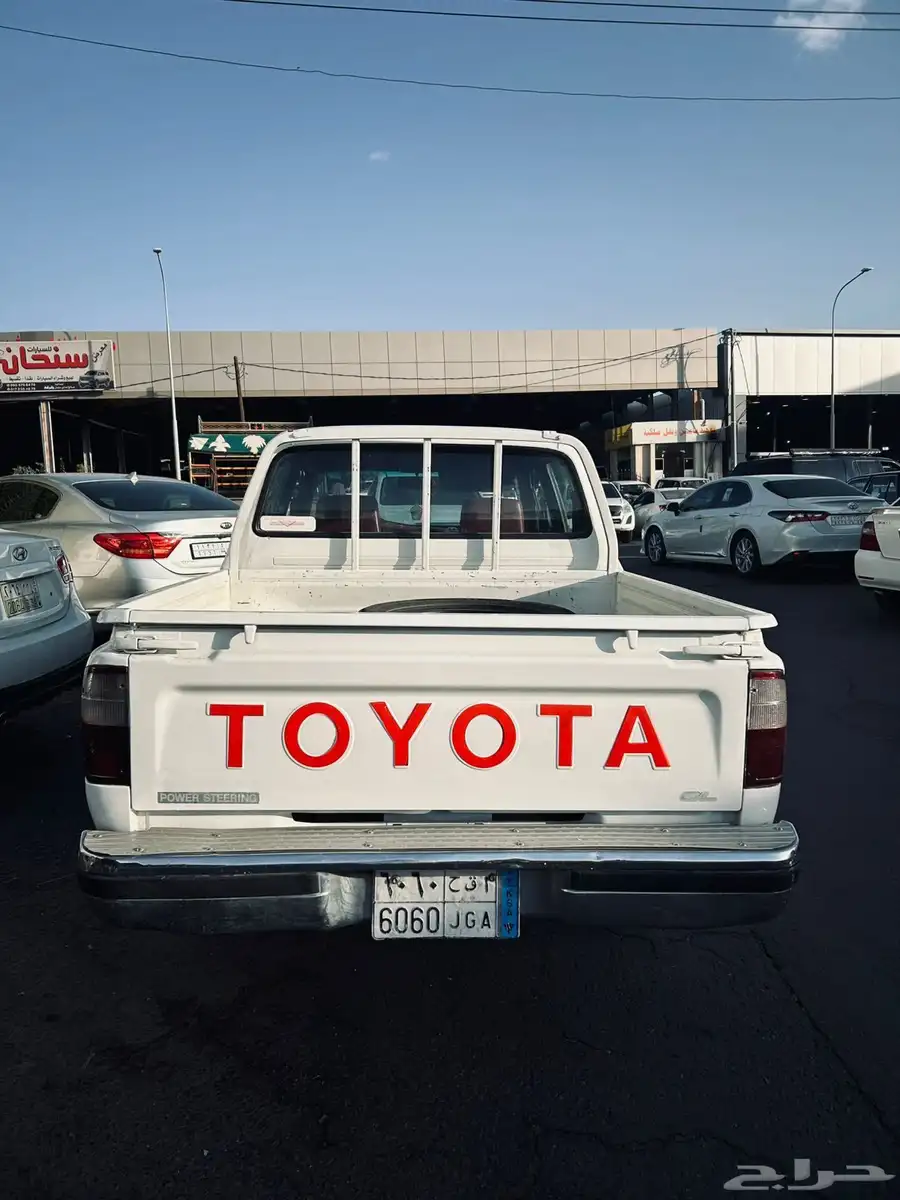 هايلوكس 2000 3