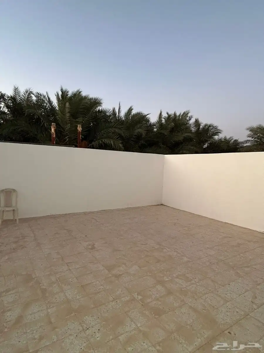 فيلا مع مزرعة للبيع في حي البركة (العيون) 39