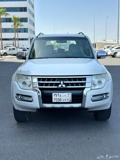 باجيرو 2019 فل كامل نظيفة جدا سعر مخفض 3