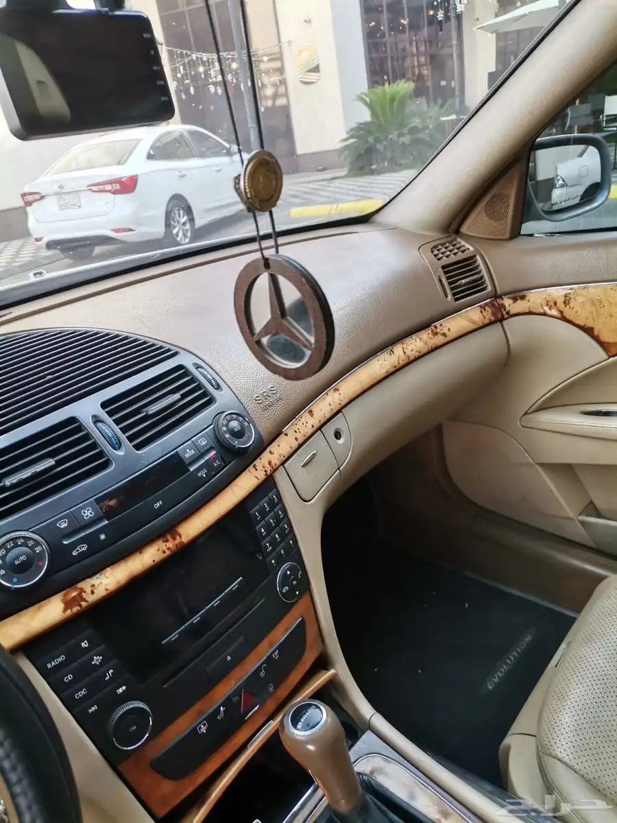 مرسيدس E280 موديل 2007 4