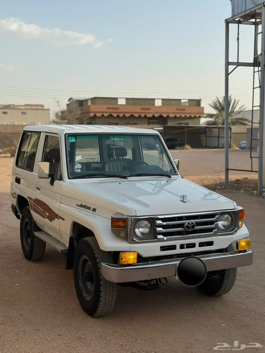 ربع ابيض نظيف 7