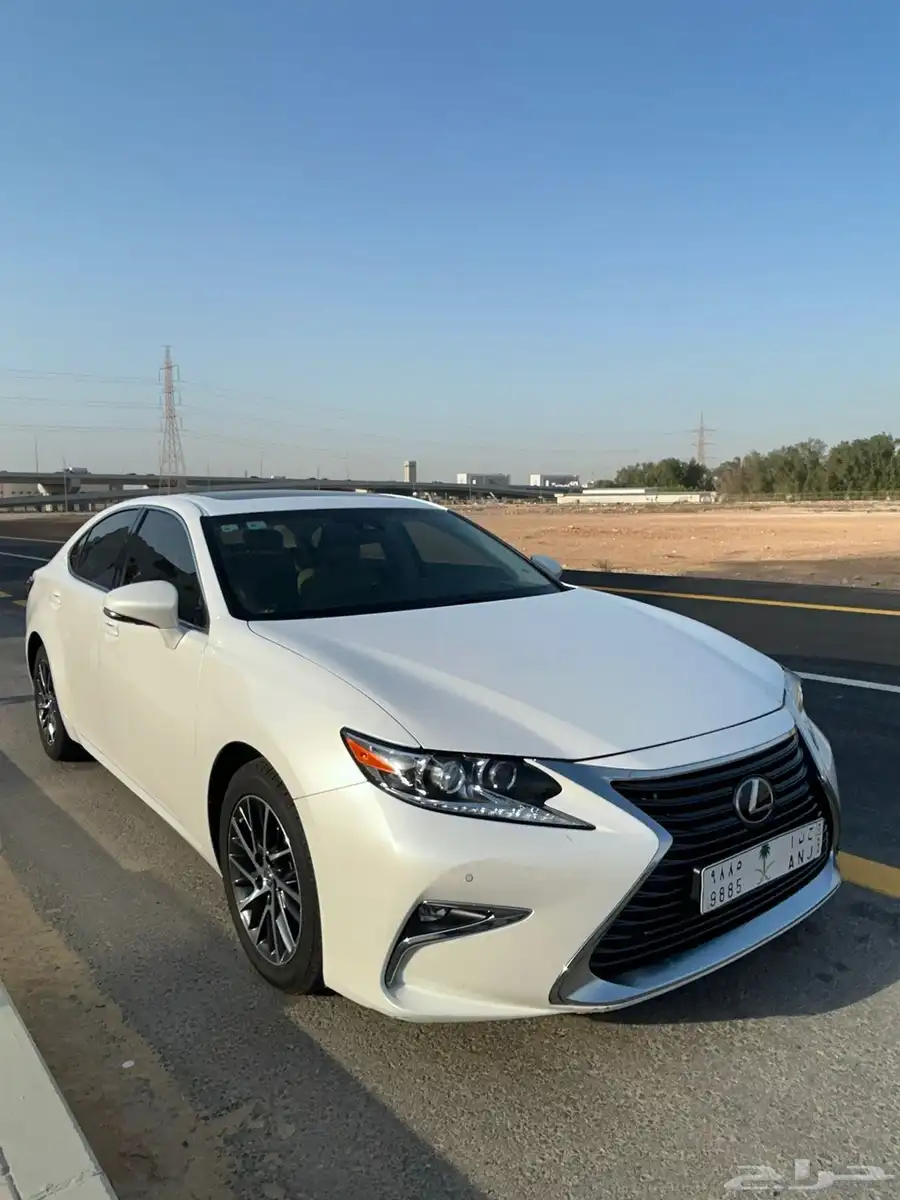 لكسز es350 2017 0
