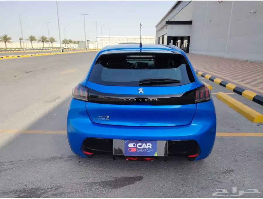 بيجو E-208 6