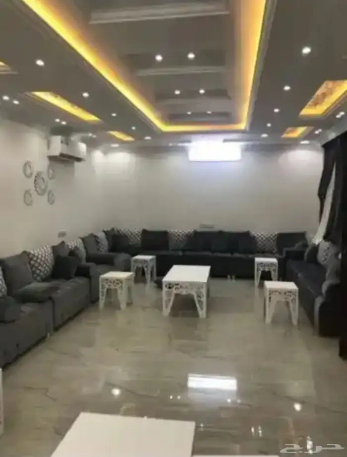 للإيجار استراحة بالمزاحمية قسمين رجال ونساء 8