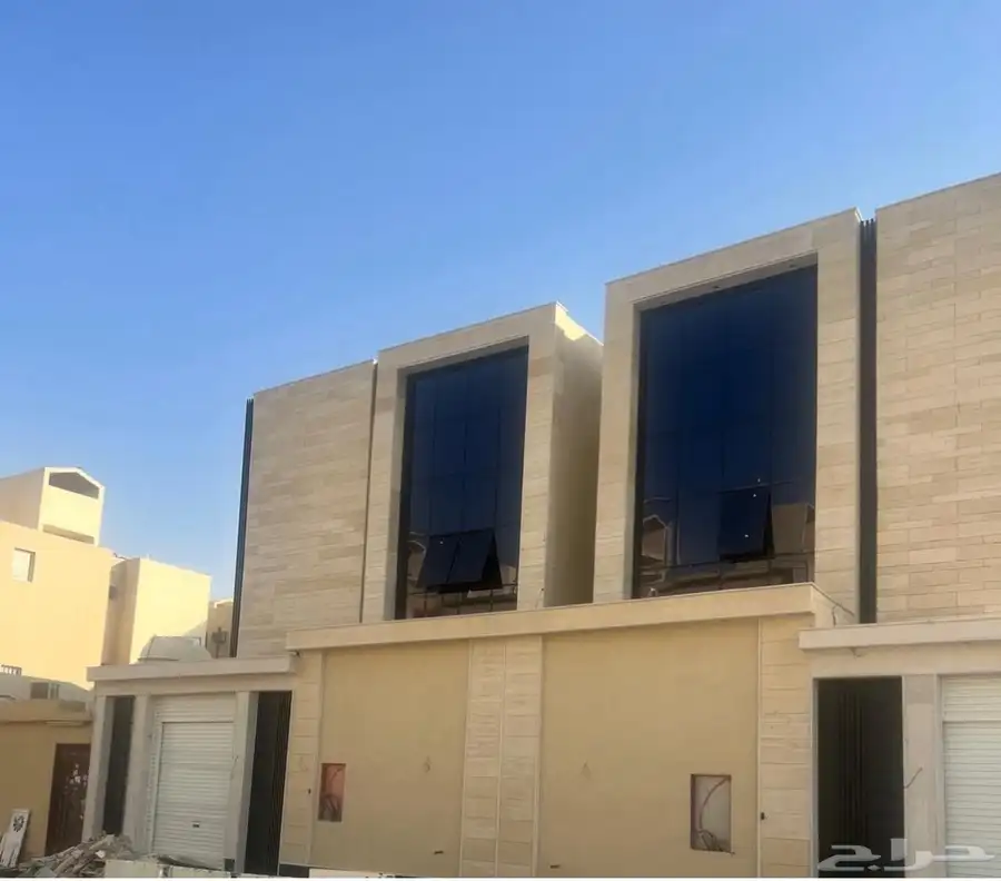 للبيع فيلا دوبلكس في حي الجنادرية بالرياض 0