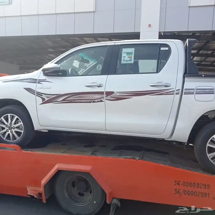 هايلوكس 2025 بنزين GLX2 اصفار كاش وبنوك 26