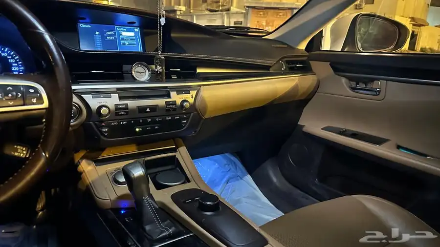 لكزس ES 350 2016 6