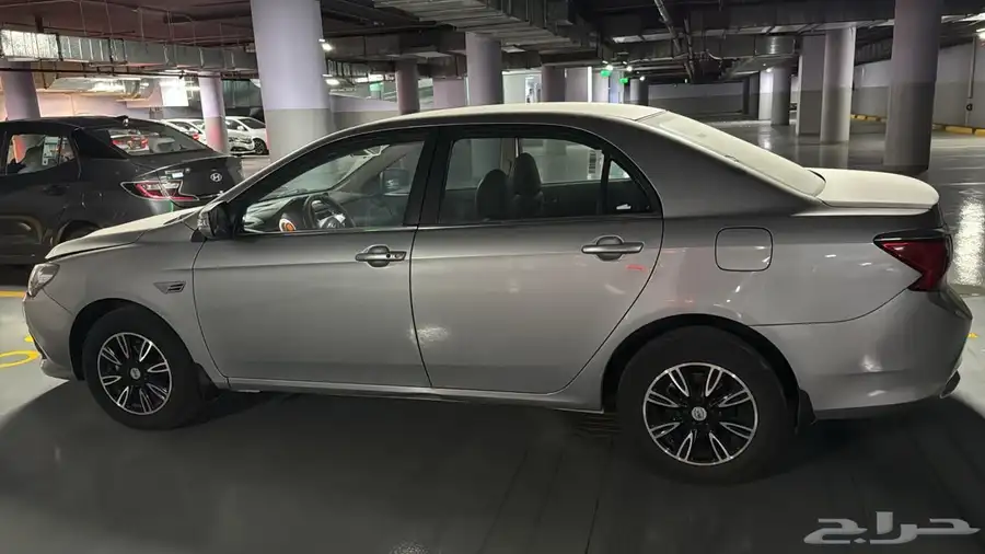 BYD- F3 3