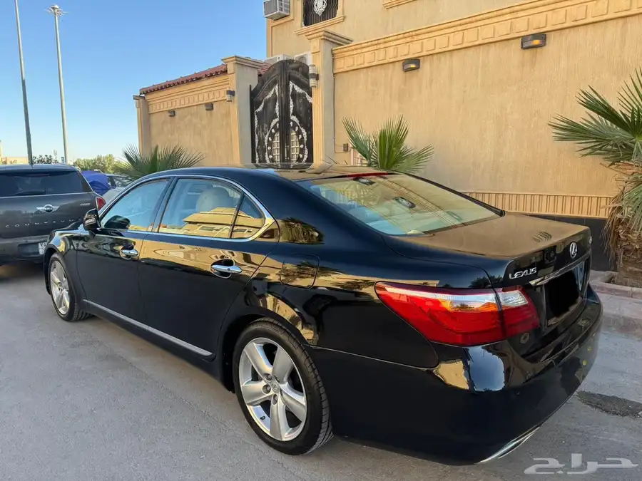 لكزس ls460L 2011 4