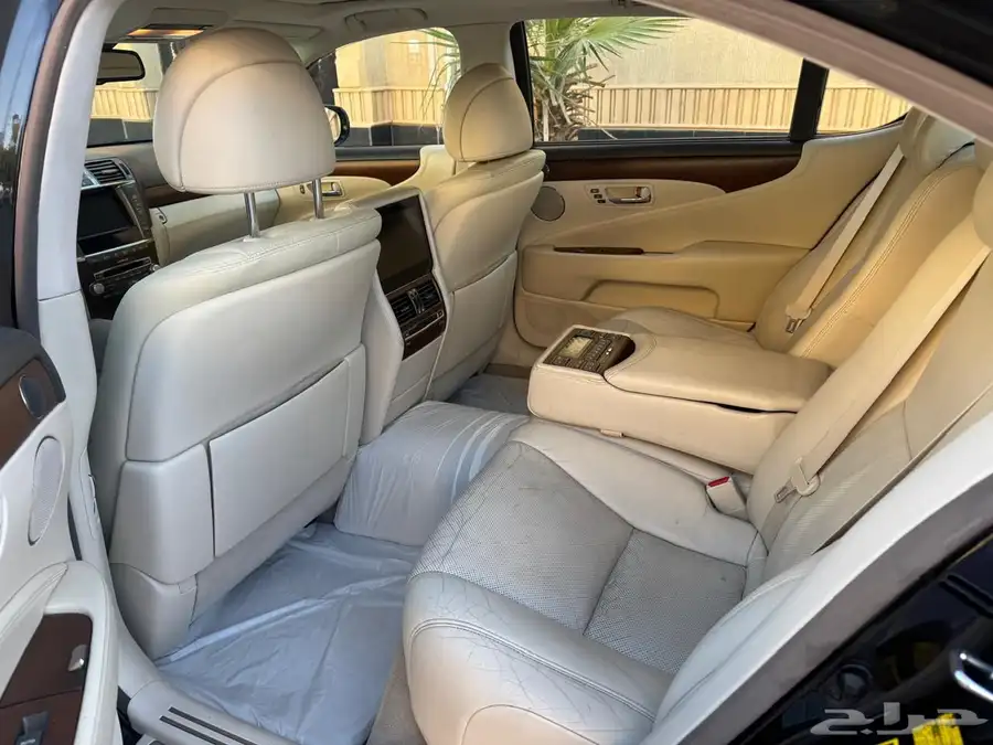 لكزس ls460L 2011 8