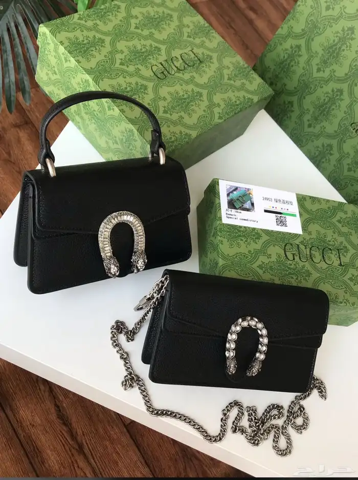 شنط ونظارات نسائية ماركات كوبي ون 26