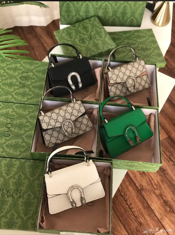 شنط ونظارات نسائية ماركات كوبي ون 15
