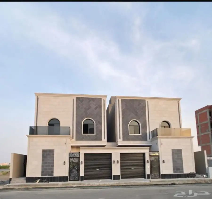 للبيع فلل وادور وشقق واراضي بمخطط من 1 ل 4 3