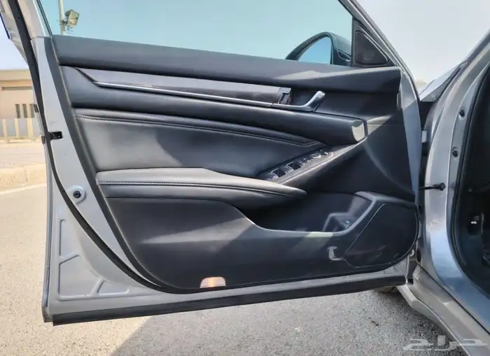 هوندا اكورد سبورت داخليه اسود lx 2021 0