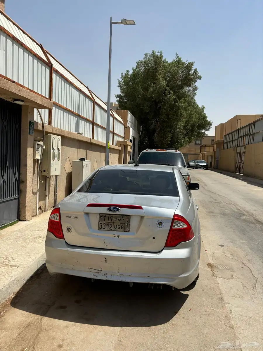 فورد فيوجن2011 8
