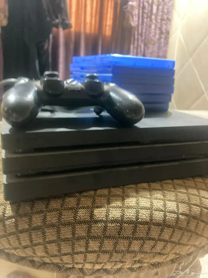 سوني 4 برو مع يد و اشرطه 1