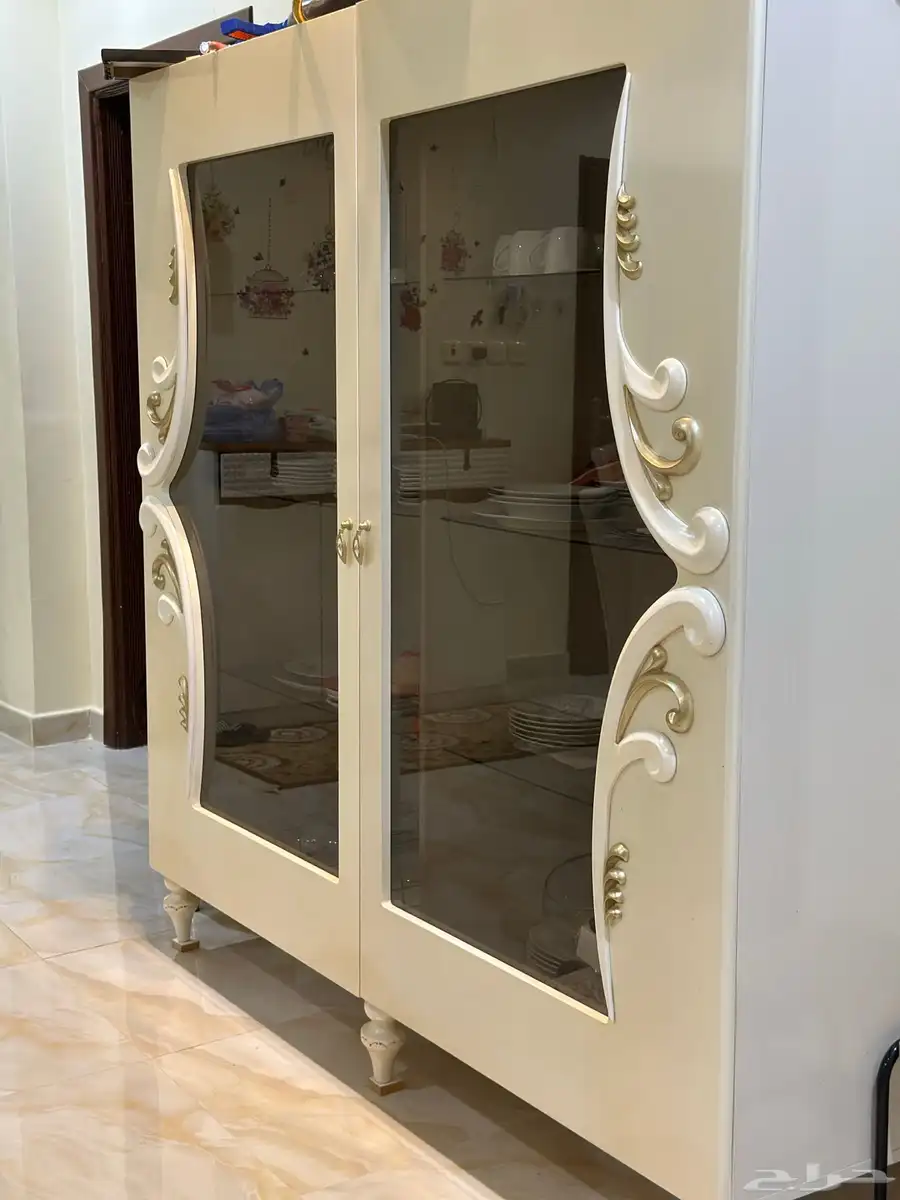 طاولة طعام 11