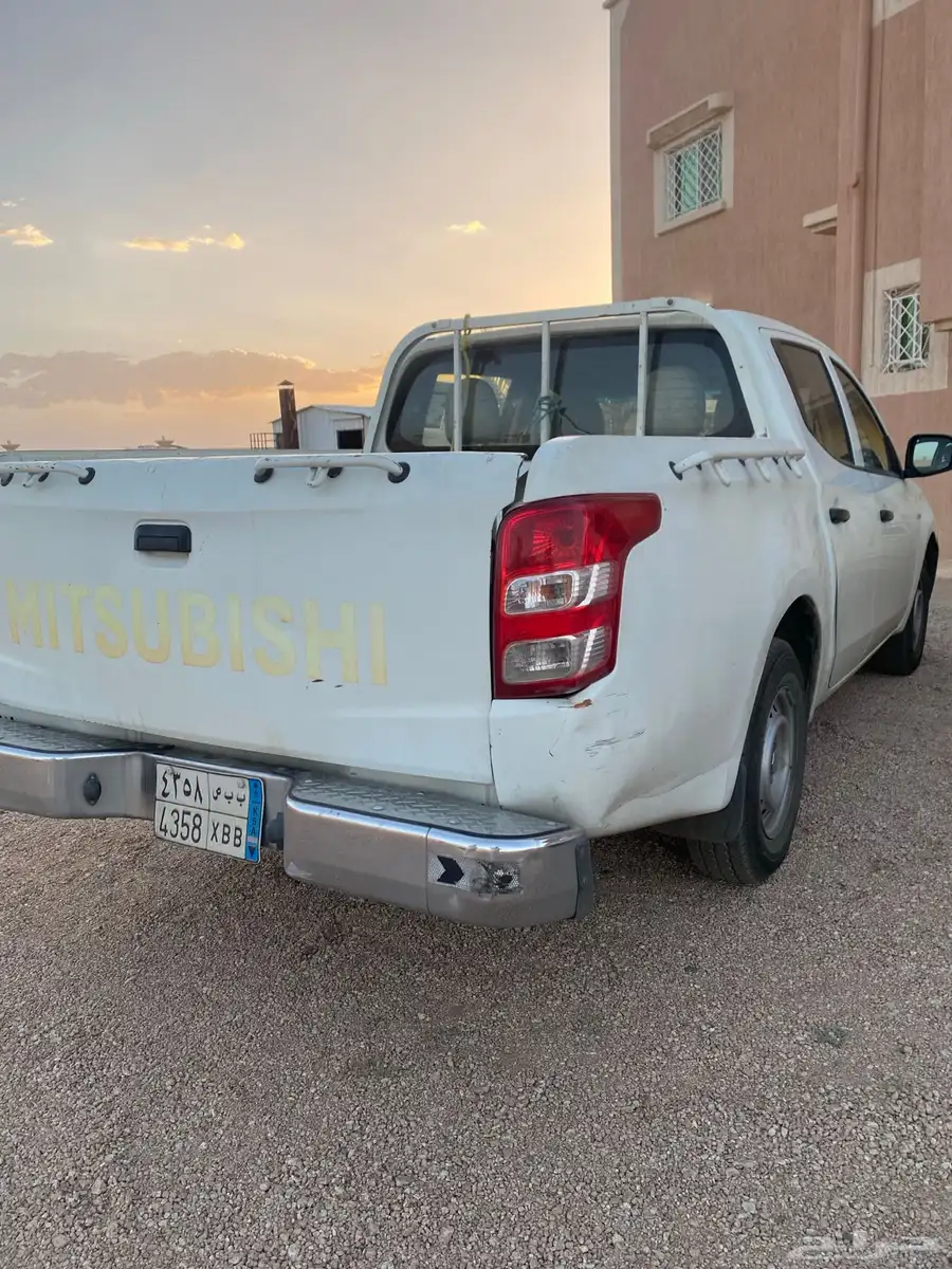 ميتسوبيشي L200 غماريتين 4