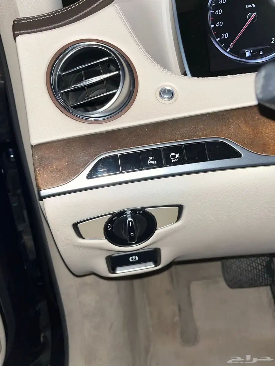 للبيع مرسيدس s550 2014 2