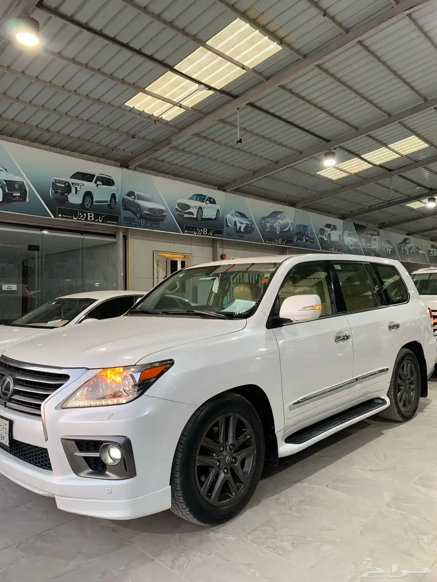 لكزس LX570 2015 1