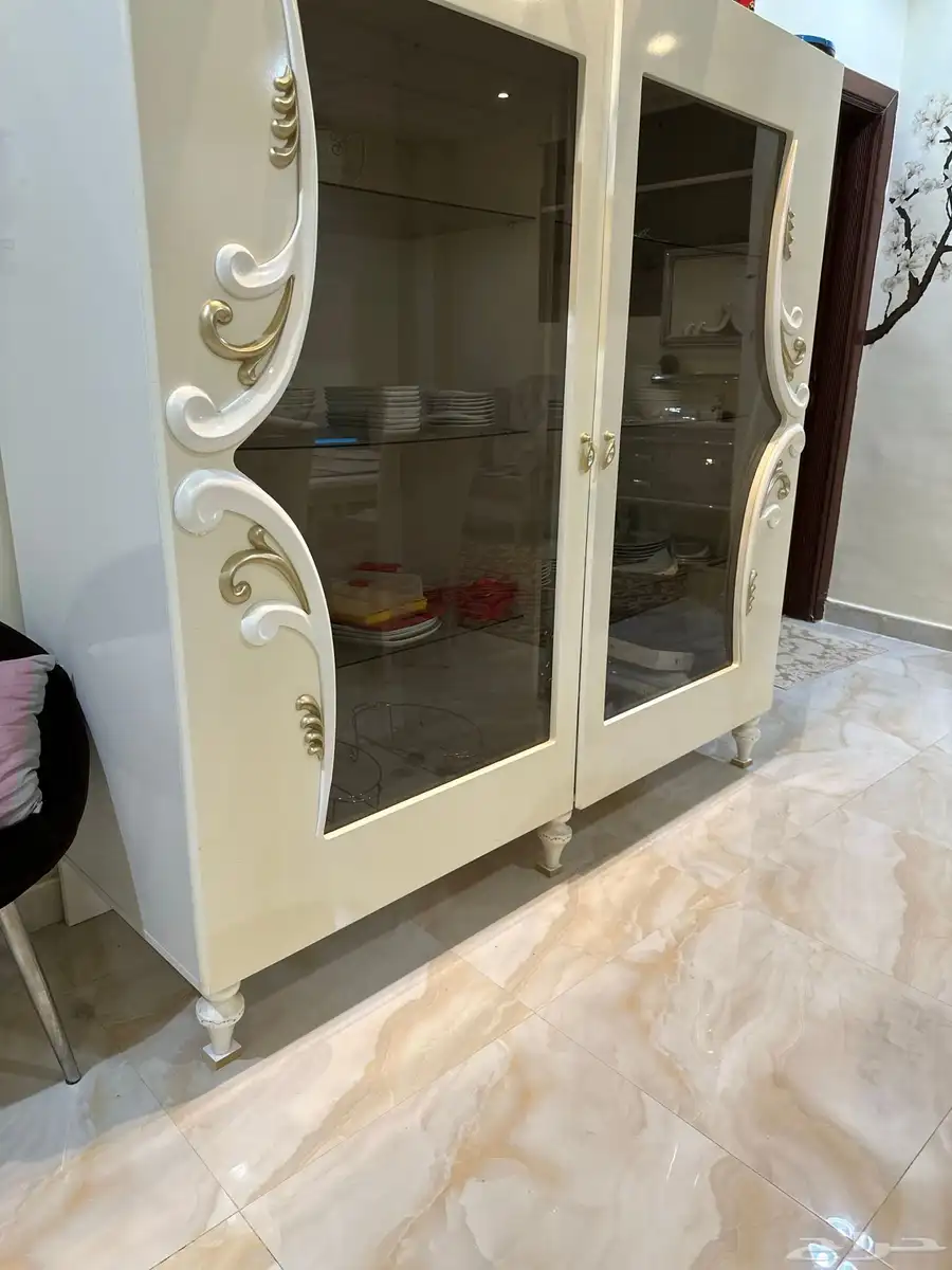 طاولة طعام 5