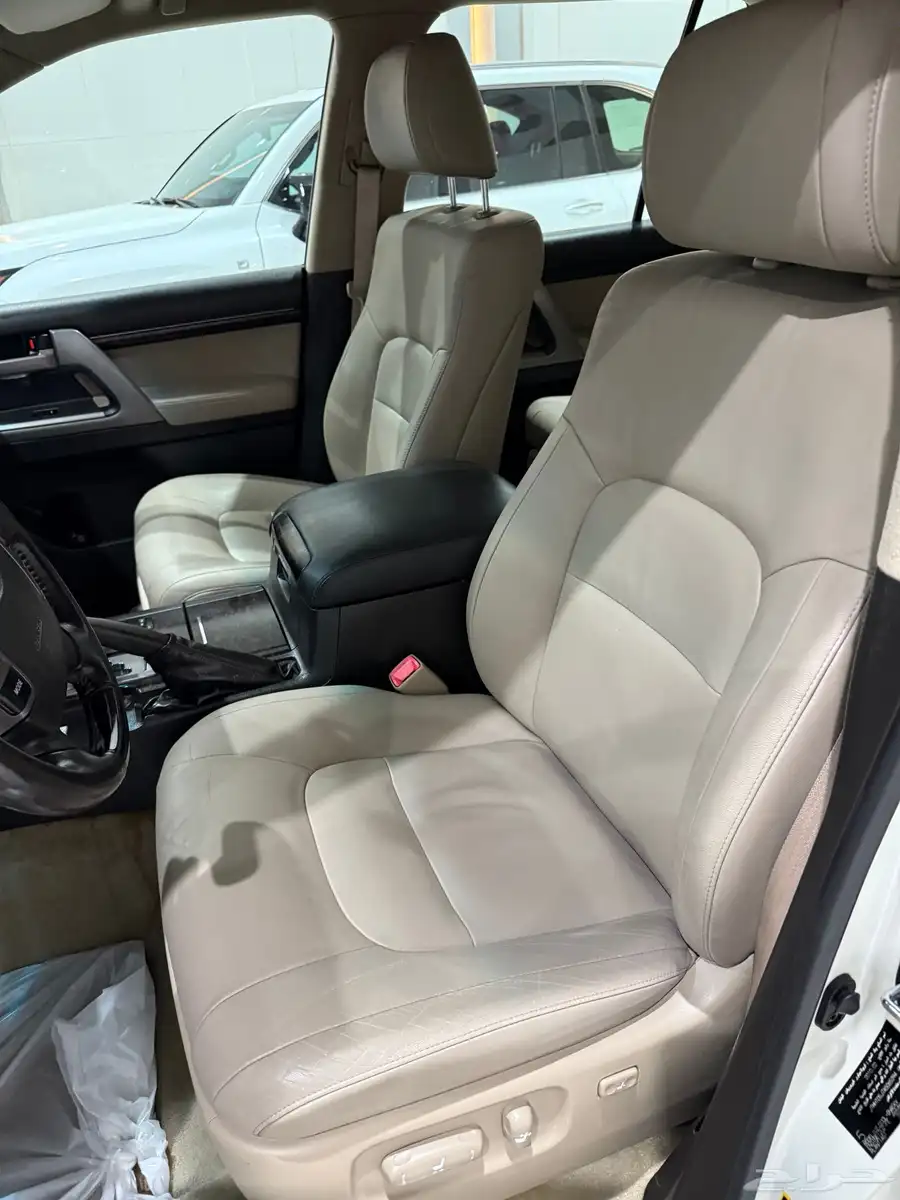 لاندكروزر VXR.2010 سعودي فل كامل تم البيع تم البيع 10