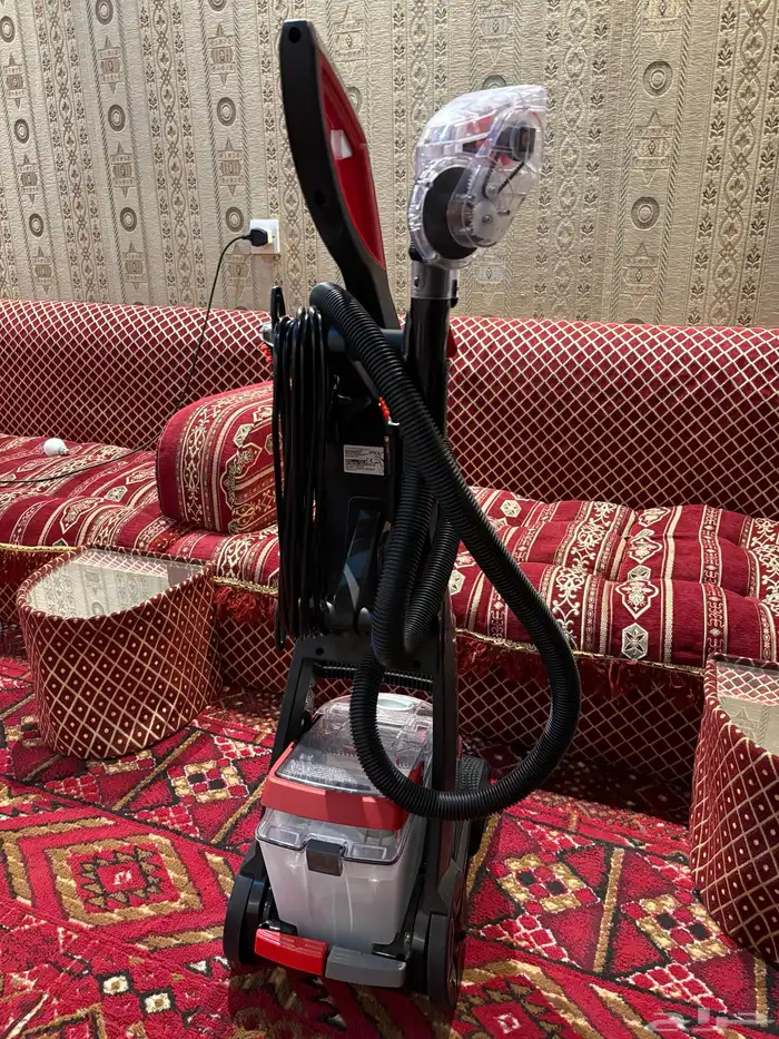 ايجار مكنسة غسيل الأثاث والسجاد 1