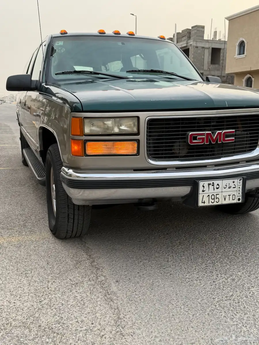 جمس 98 ماشي 88 الف GMC 3