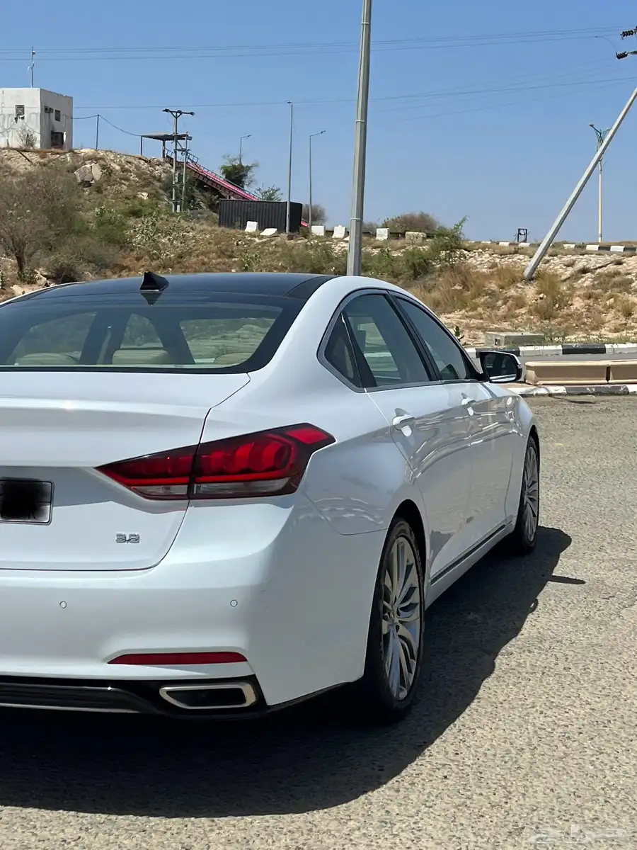 جنسس 2019 G80 ممشى قليل ( بحالة ممتازة ) 39