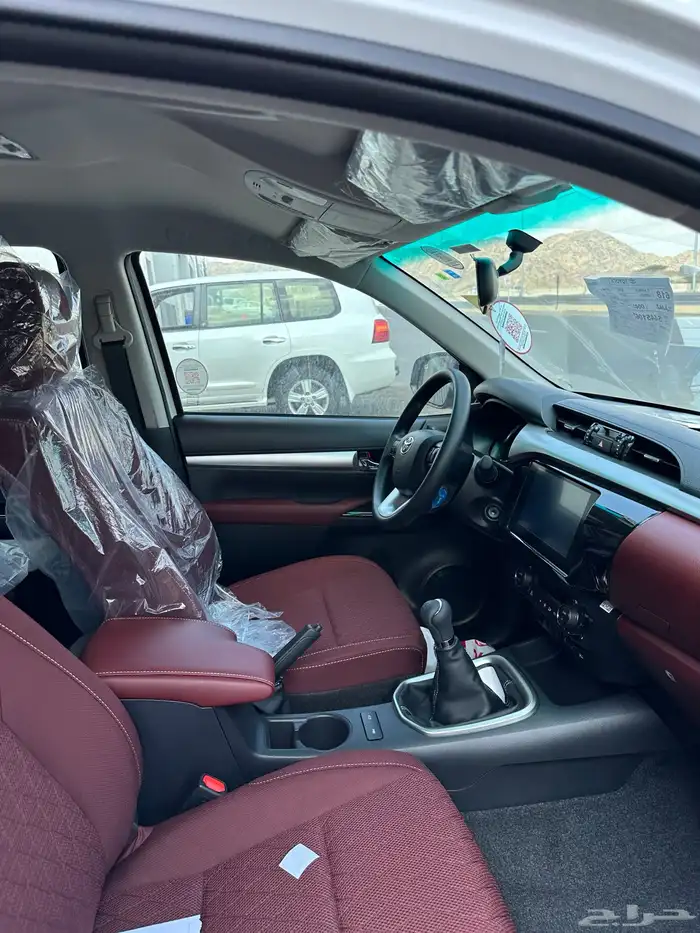 هايلوكس 2025 بنزين GLX2 اصفار كاش وبنوك 34