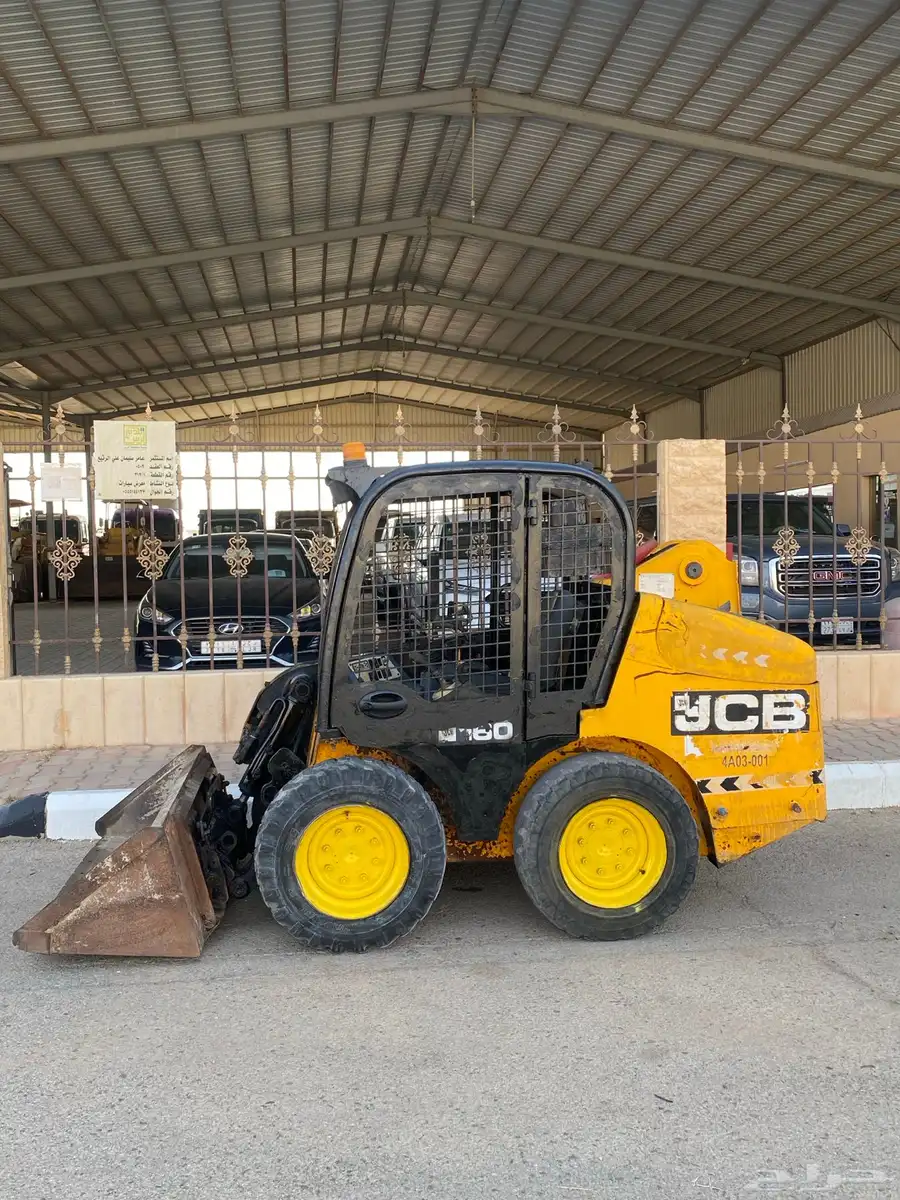بوبكات JCB 2011 للبيع نضيف 0