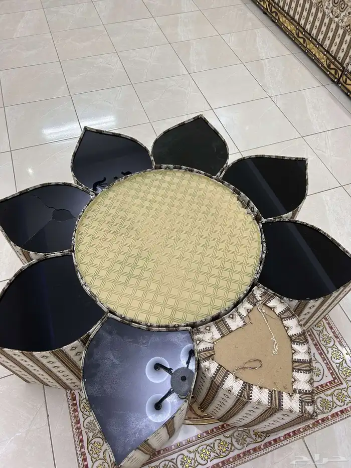 للبيع مجلس رجاجيل المغربي 1