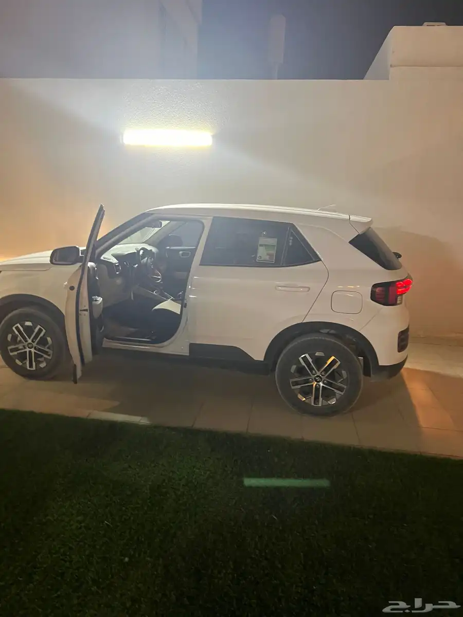للتنازل هونداي فينيو2024 9