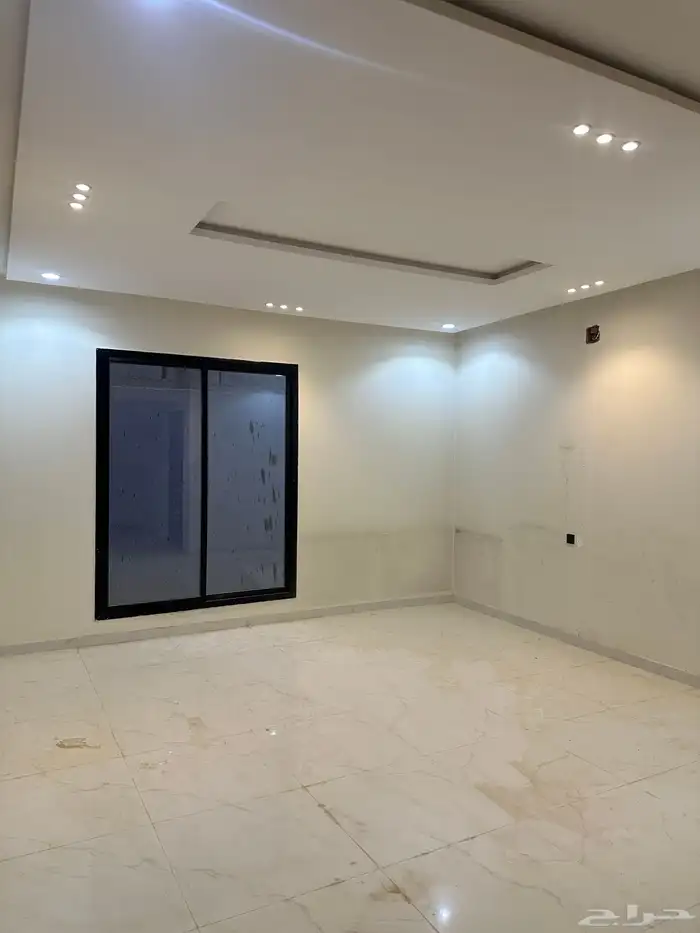فله للبيع حي بدر الحد 850 000 6