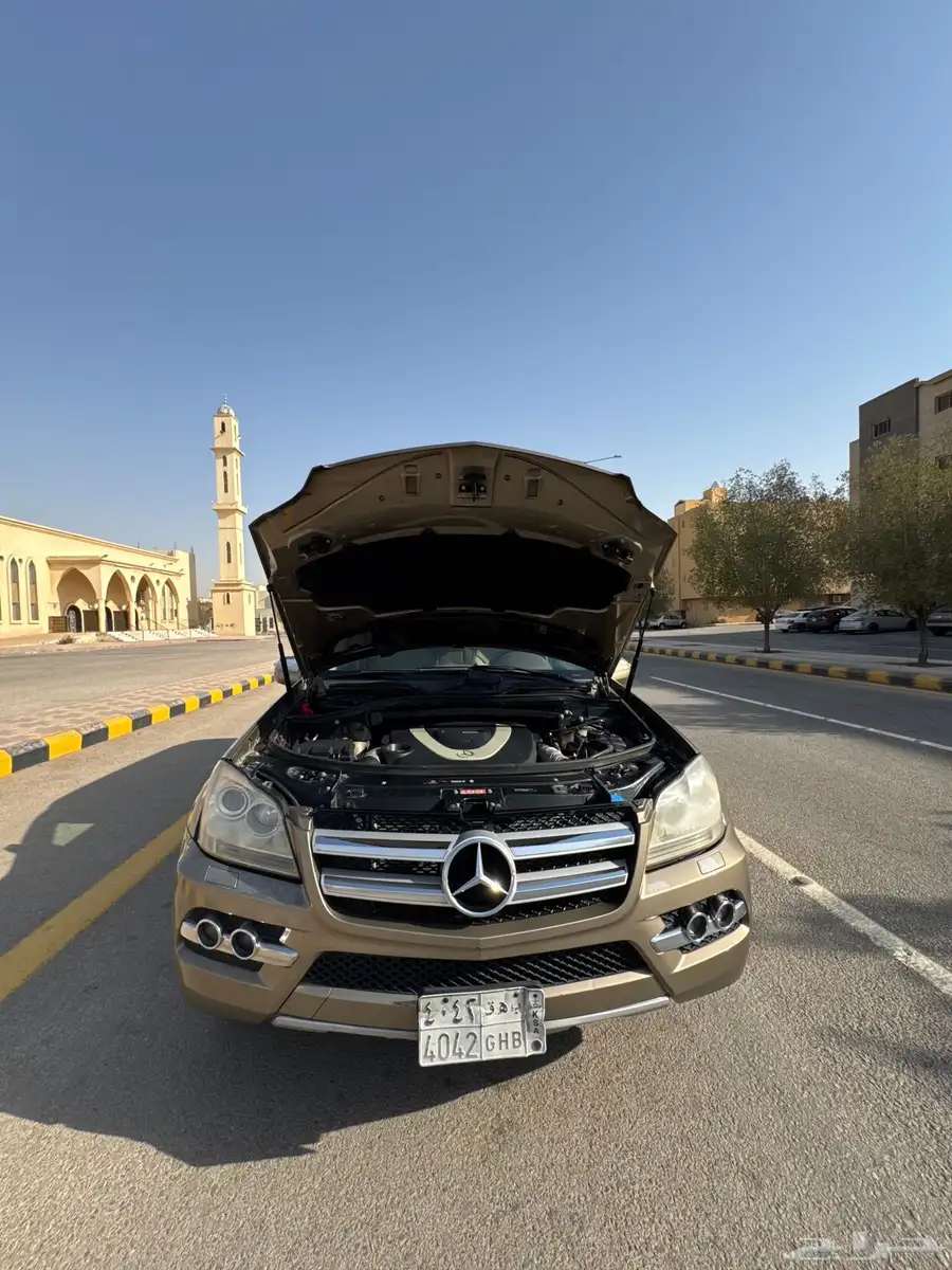 مرسيدس جيب GL450 class فل كامل بحالة الوكالة للبيع بسعر مغر 4