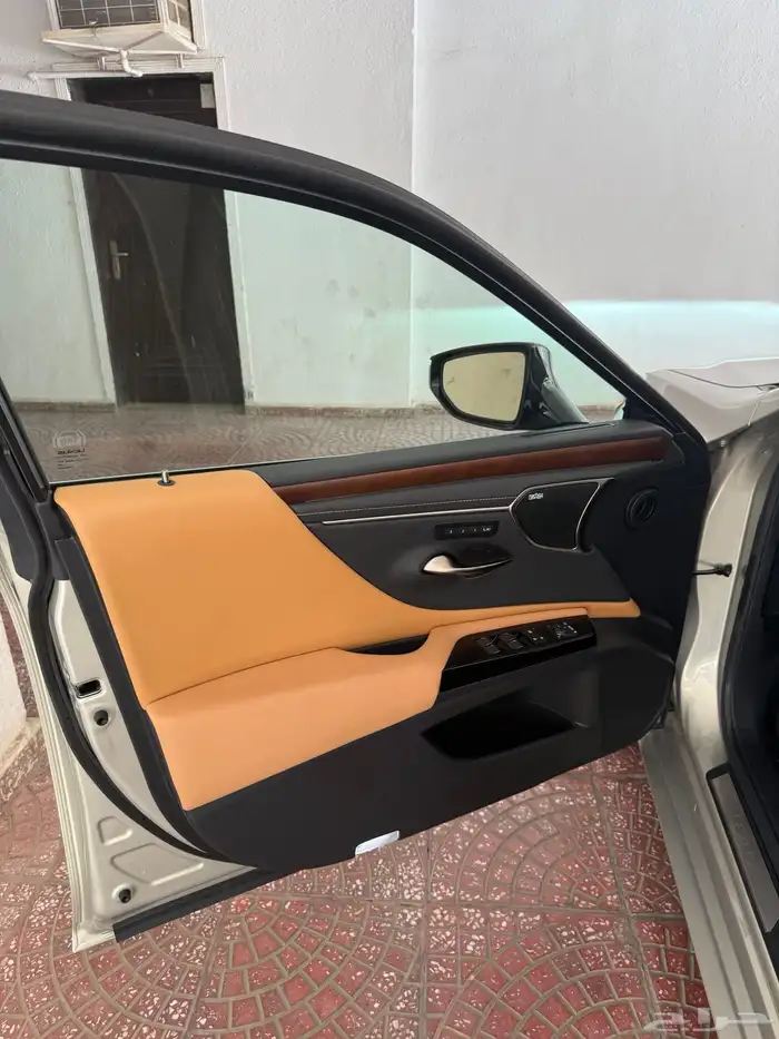 لكزس اي اس350 فل الفل2024 LEXUS ES350 DD Ultra Luxury 21