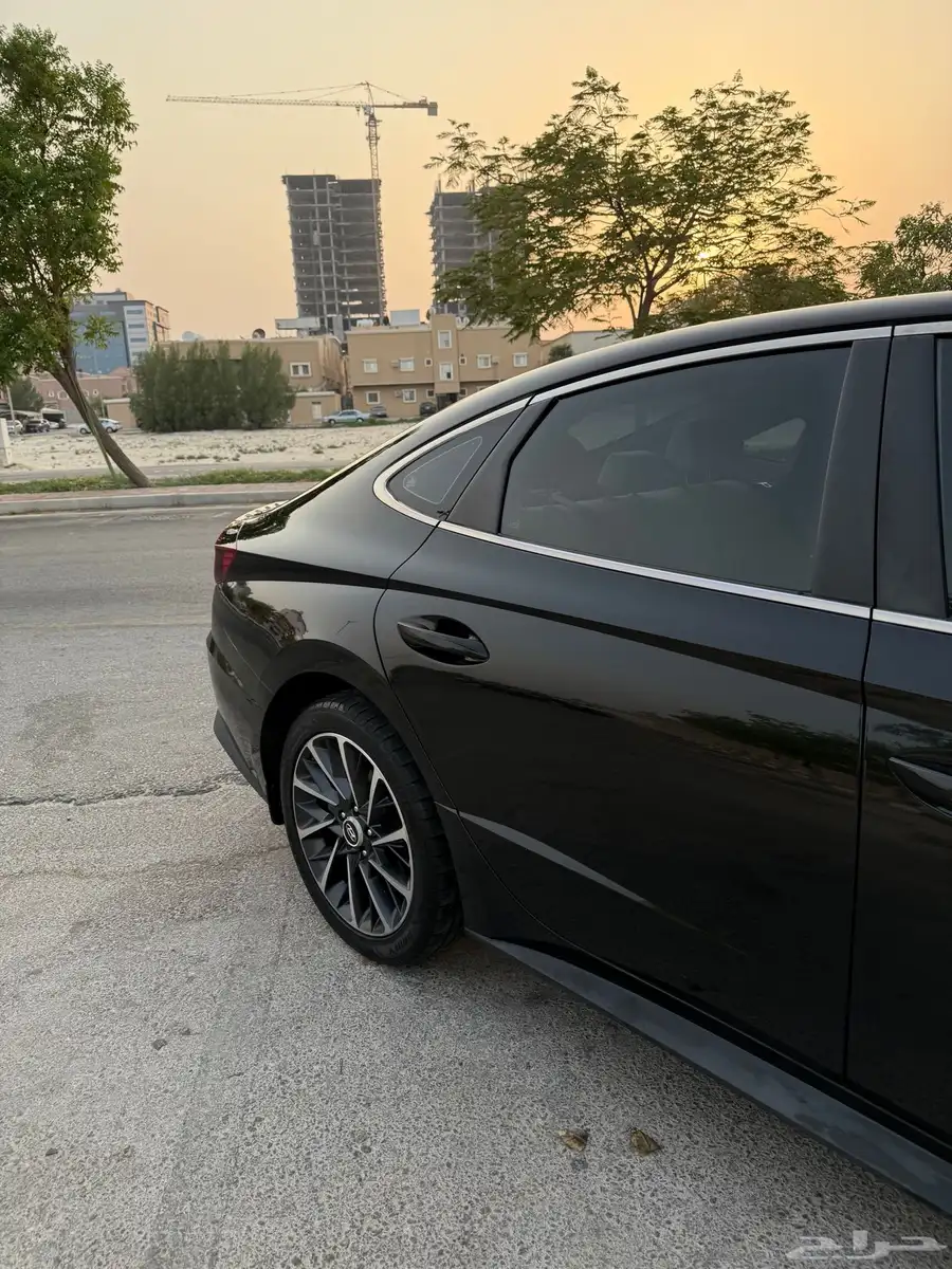 للبيع  هيونداي سوناتا 2020   فئة متوسطة(MID Option) 4