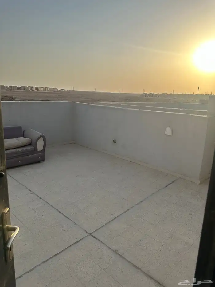 فله للبيع حي بدر الحد 850 000 16
