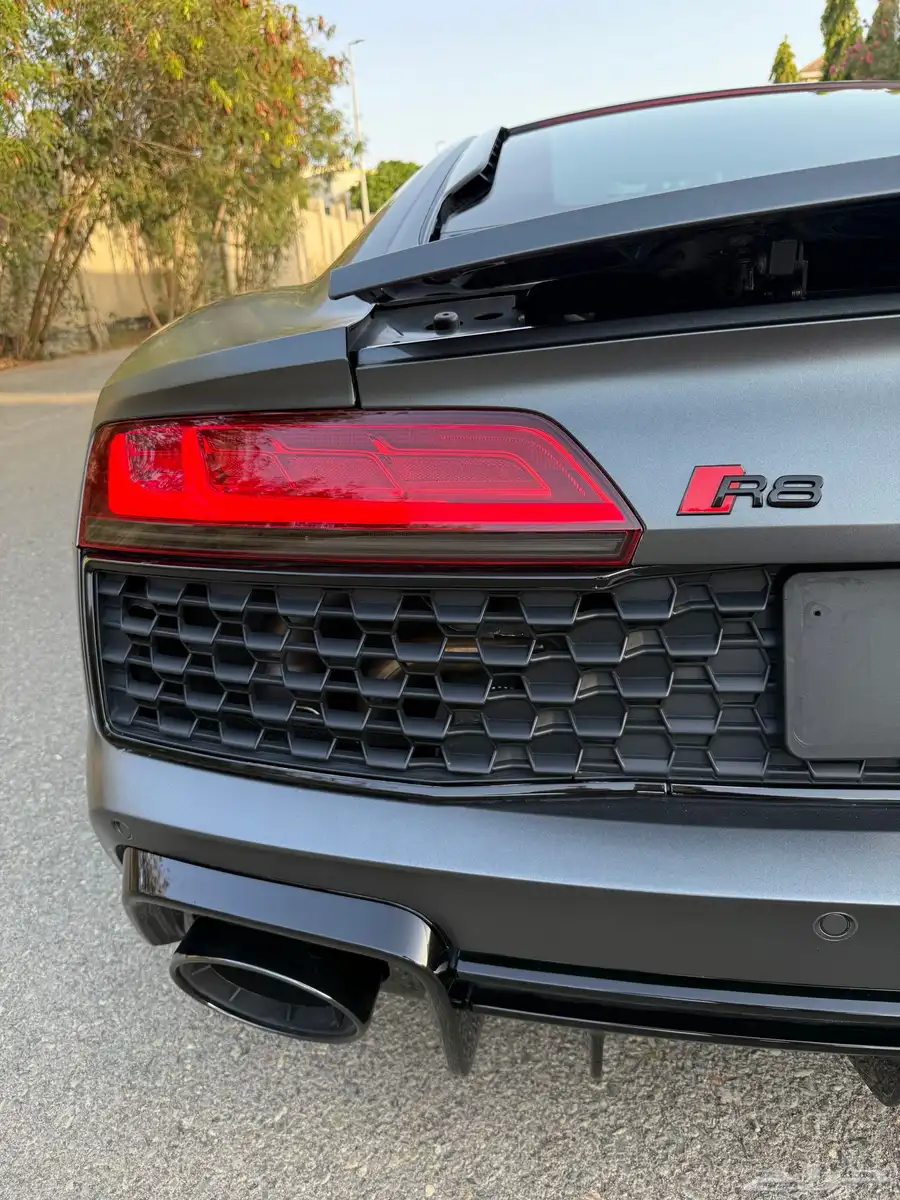 Audi R8 black Edition under warrenty index