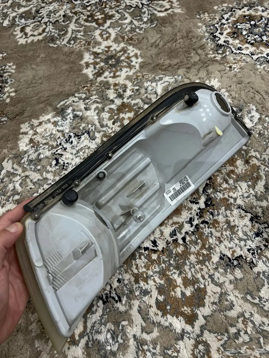 شمعه و اسطب اصليه عليه ختم فورد للبيع عطني سومتك وتم 2