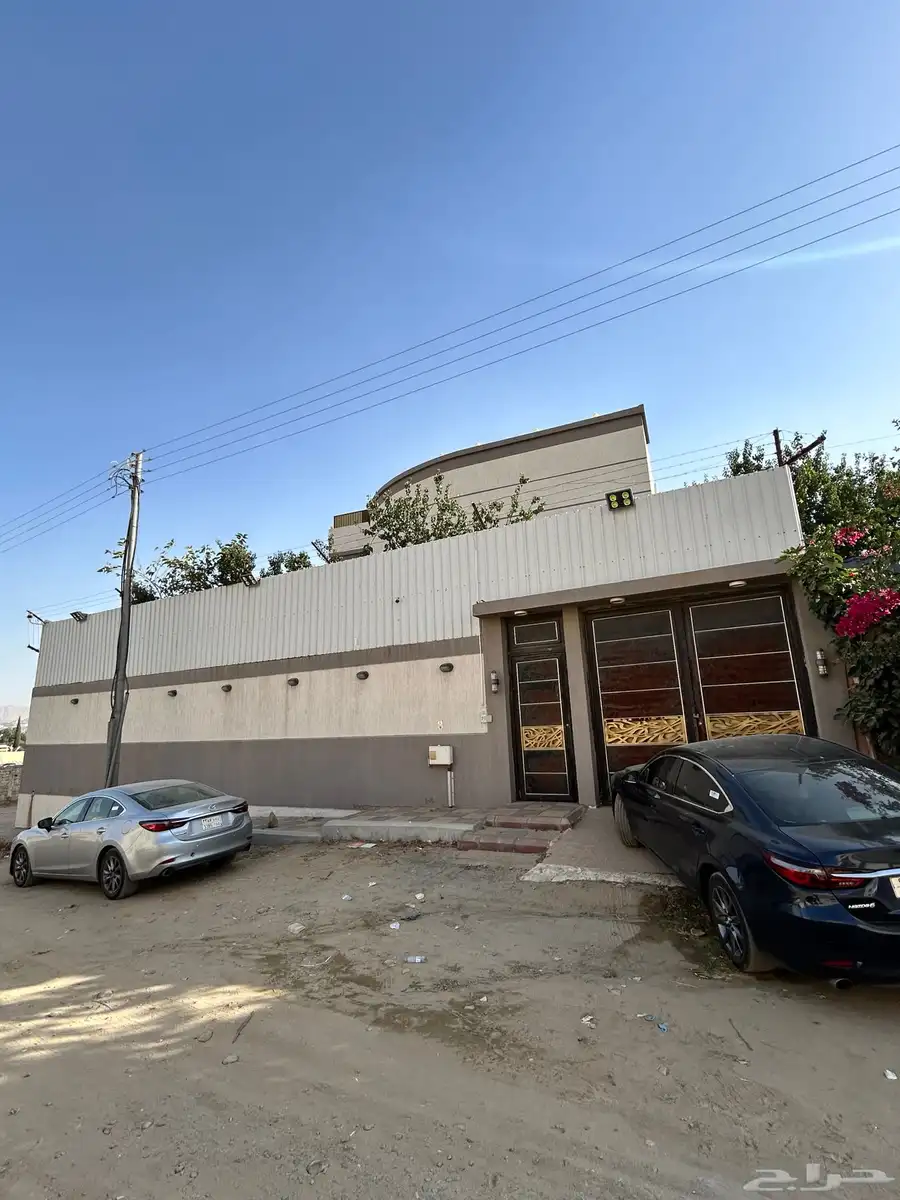 فيلا فاخرة للايجار السنوي في الهدا 0