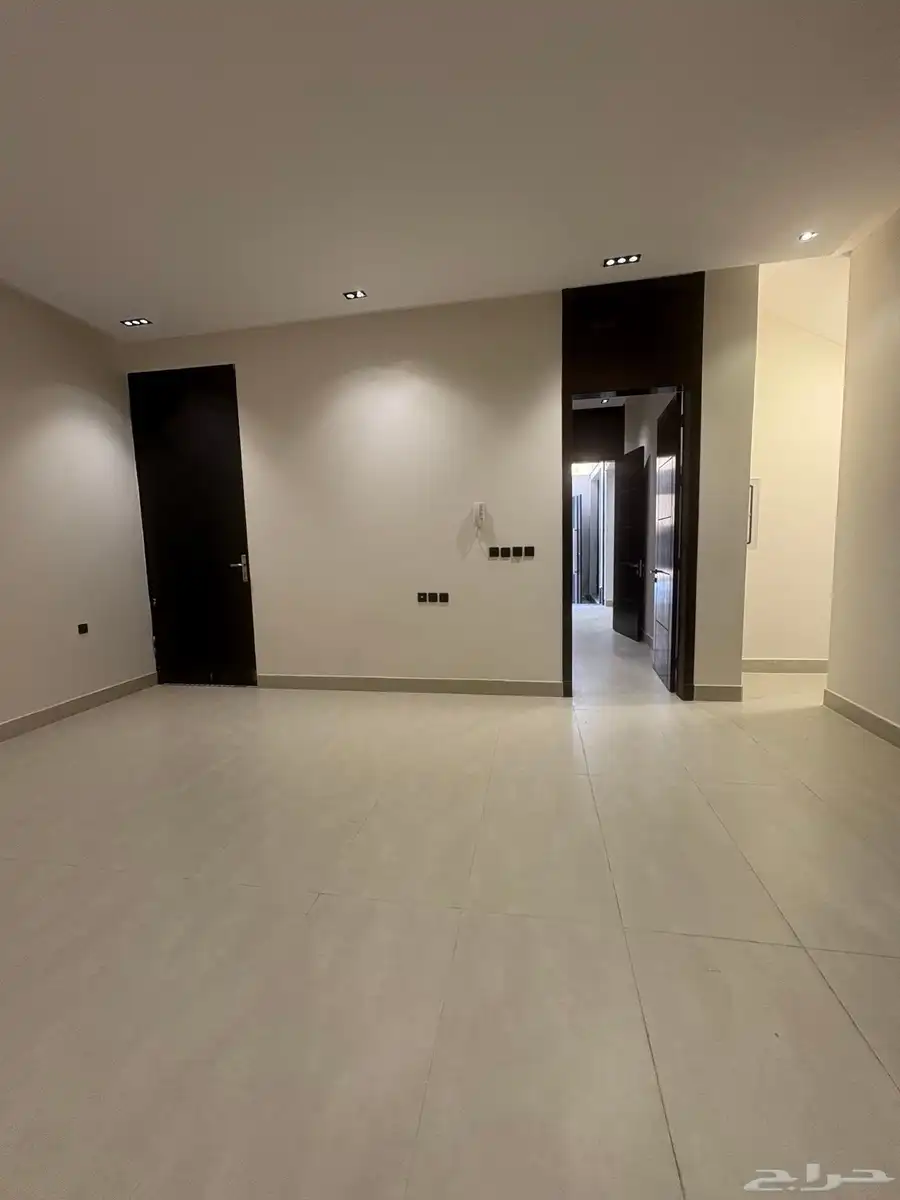 فيلا جديده للايجار حي طويق 3
