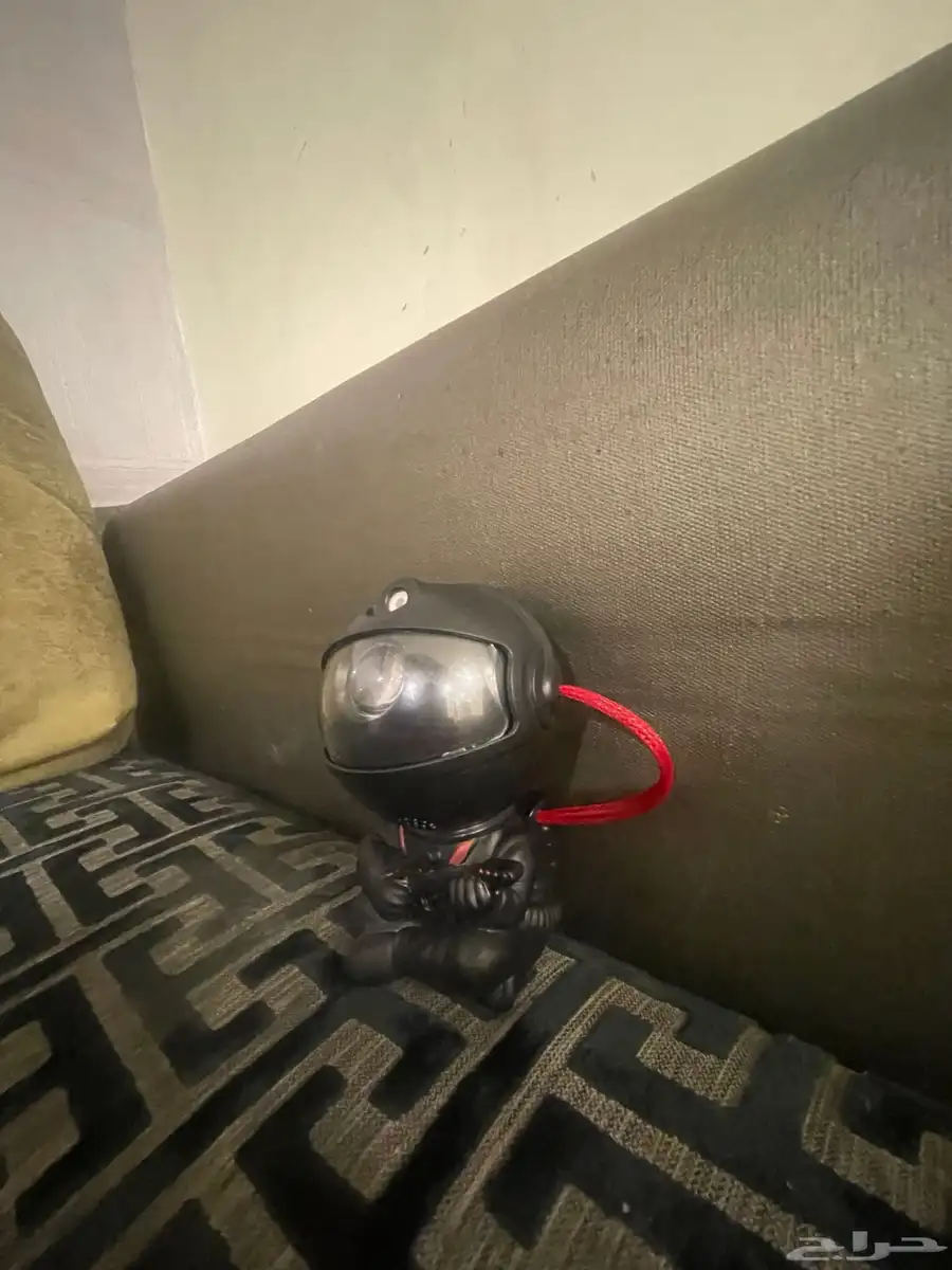 روبوت Black Astronaut 2