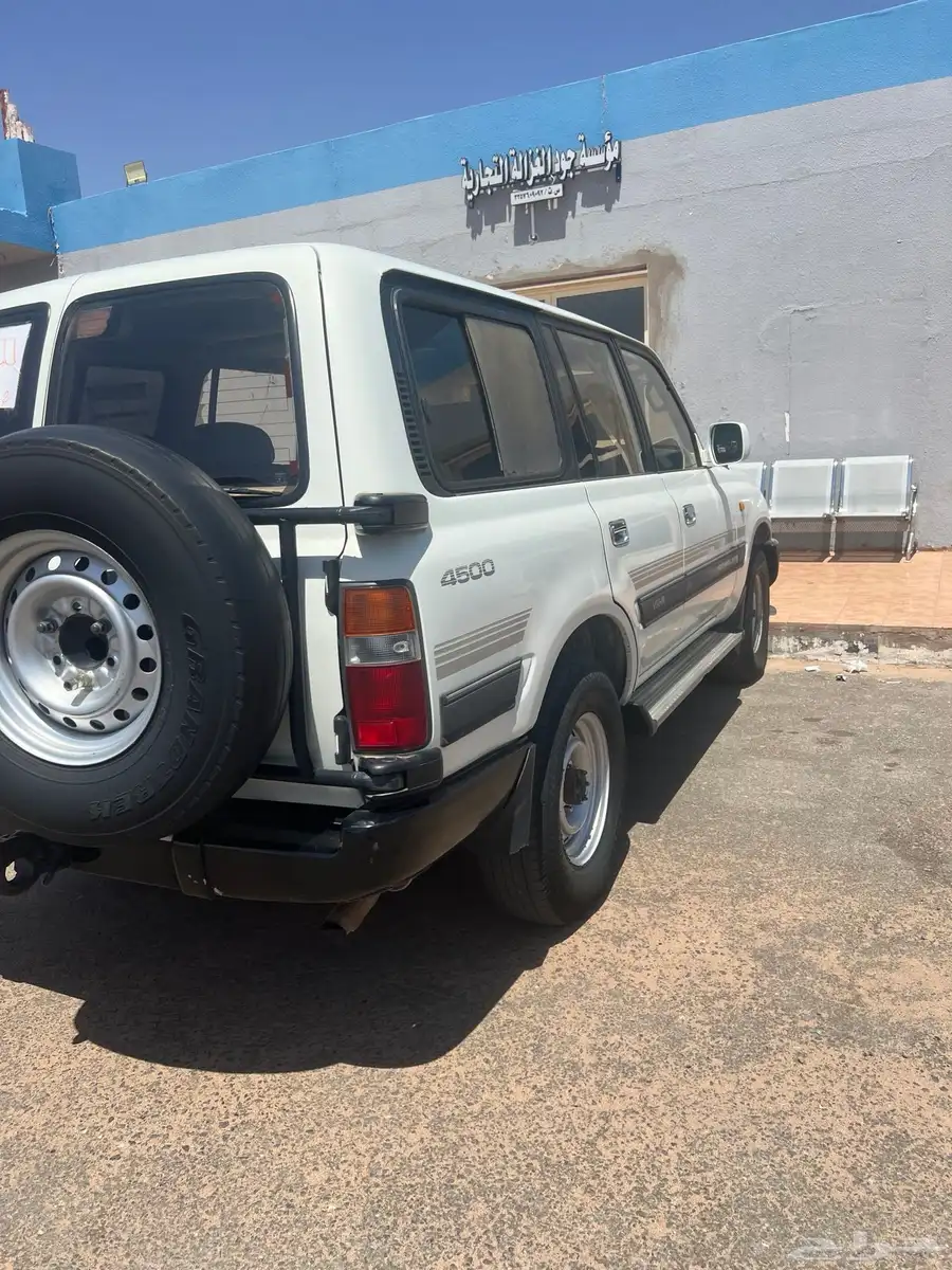 جيب لاندكروزر 96 vxr 1