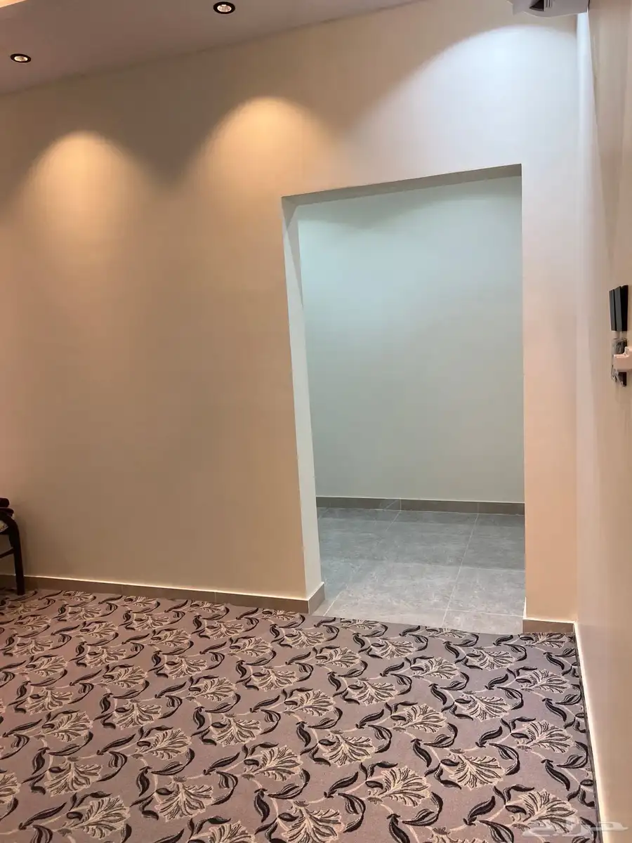 مزرعة كبيره فيها بيت مساحه 200الف صك اكتروني 34