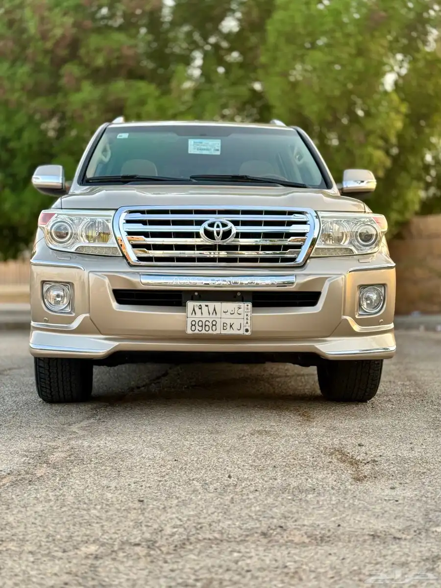 للبيع تويوتا لاندكروزر((GX-R)) 2014(مستخدم واحد من الوكالة) 9