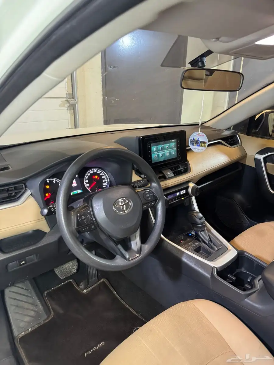 RAV4 2022 11